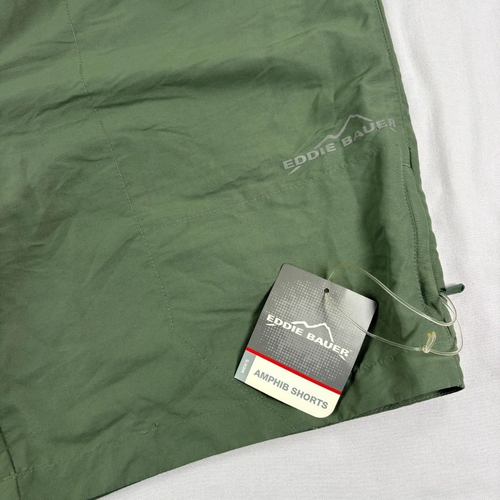 Eddie Bauer Shorts Men 2XL (Size 50) Green Amphib Hybrid Outdoor Relaxed Fit NEW